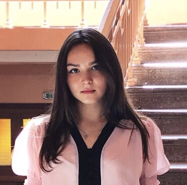 Нана Ілларіонова